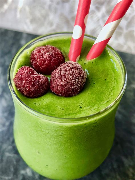 favourite green smoothie  expat dietitian