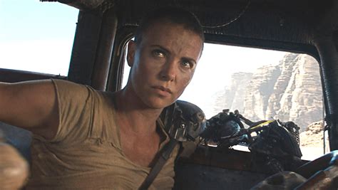 charlize theron ‘mad max set tension over no trust in