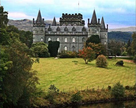 clan castle ideas  pinterest castle scotland eilean donan  scottish highlands