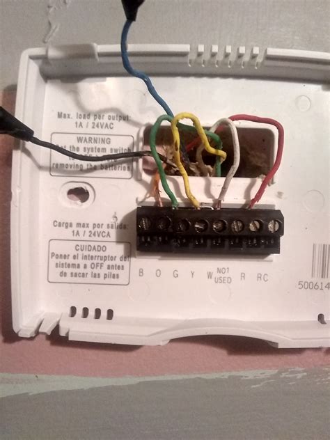 black wire       thermostat   honeywells model rth doesnt