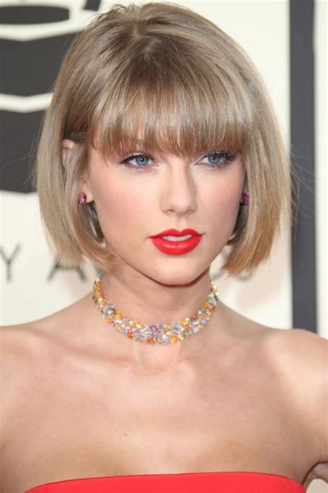 Taylor Swift Hairstyles Taylor Swift S Curly Straight