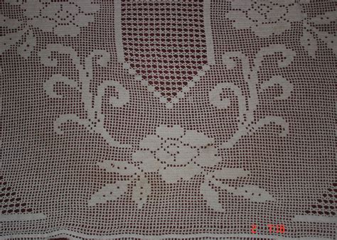 lazy hobbyhopper filet crochet tablecloth