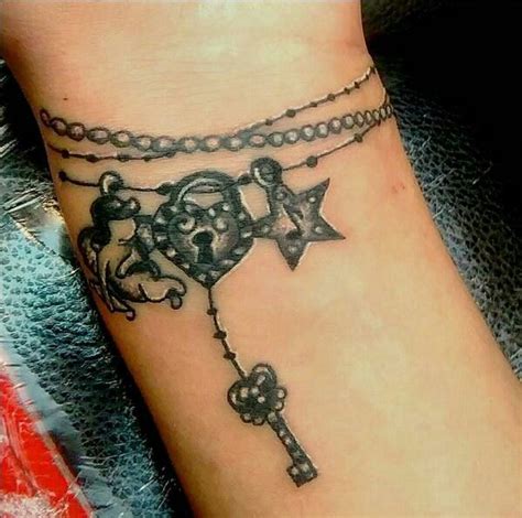 Pin By Melina Curko On Tattoos Tattoo Bracelet Ankle Bracelet Tattoo