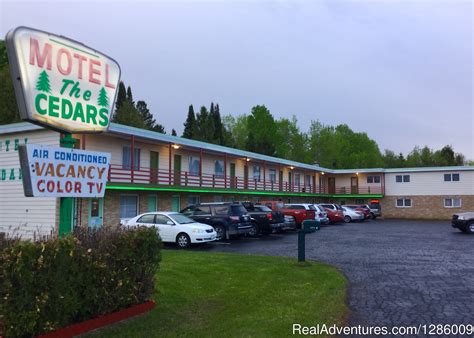 cedars motel ironwood michigan hotels resorts realadventures