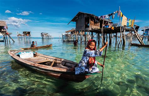 photo exhibition  bajau laut  north borneo peeks  lives  sea nomads   region