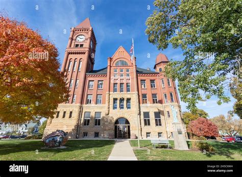 Jefferson County Courthouse In Fairfield Iowa Shortly After Willard