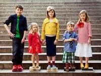 family portrait color schemes ideas family photoshoot family