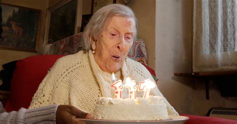 world s oldest woman emma morano reveals why she s still alive i m