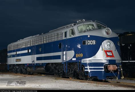 1009 Wabash Emd E8 A At Chattanooga Tennessee By Norfolk Southern