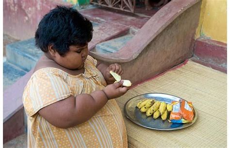 suman khatun a five year old obese indian girl who is eating herself