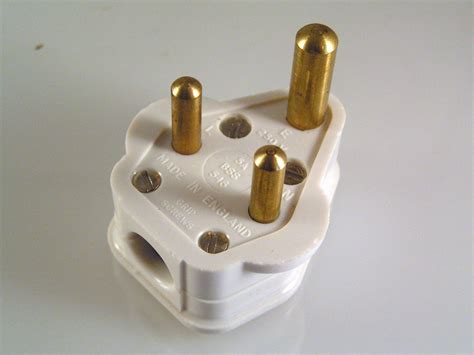 mk electric   pin plug   rated lighting   om rich electronics