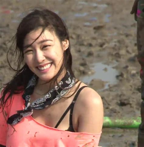 Tiffany Was Almost Left Without Her Shirt On Running Man