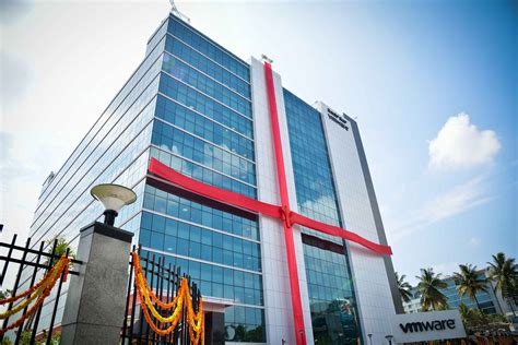 vmwares bangalore campus ina vmware office photo glassdoor
