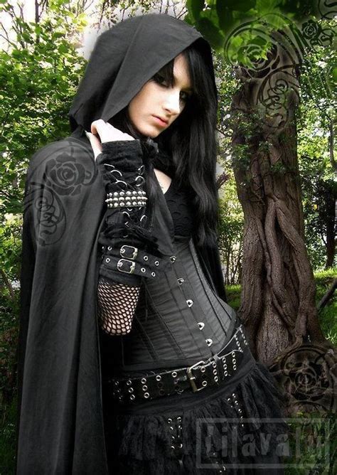 Pin By Greywolf On Steam Punk Gothic Fashion Women Goth Beauty
