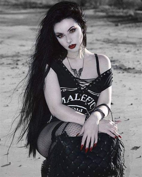 pin by † † brian † † on † goth punk emo † gothic girls goth girls gothic fashion