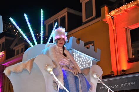 kerststad valkenburg die gemuetliche weihnachtsstadt vertravelt weihnachtsstadt stadt