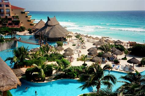 amazing sights    cancun mexico     cancun