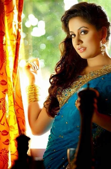 mallu actress jyothi krishna latest sexy pics hot sexy malayalam actress pics latest tamil