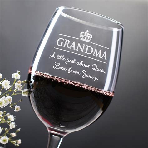 personalised wine glass grandma crown uk