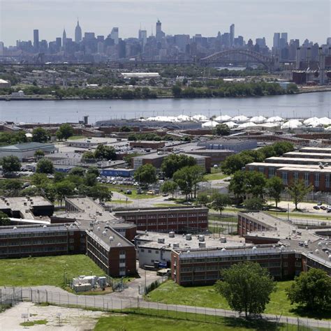 Rikers Island New York Daily News