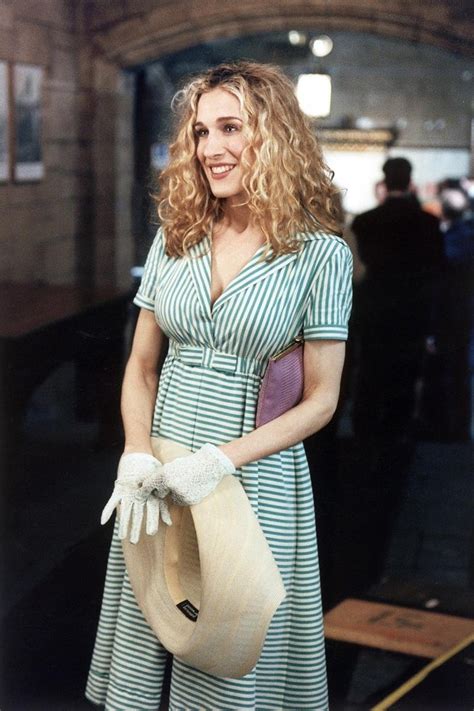 carrie bradshaw fashion moments best carrie bradshaw fashion moments on sex and the city