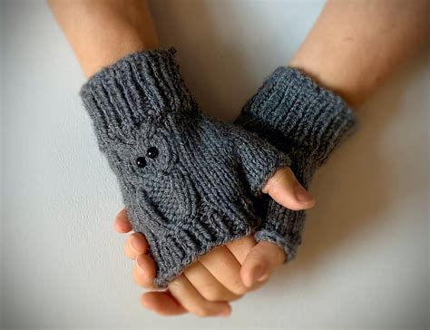 hand knit owl fingerless gloves  shipping kweenbeecom