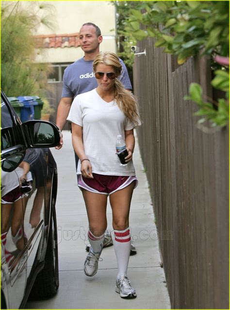 knee high socks for jessica photo 193301 jessica simpson pictures