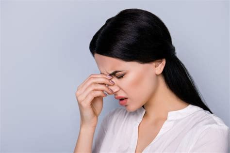 5 Penyebab Sakit Kepala Belakang Yang Mungkin Pernah Anda Alami