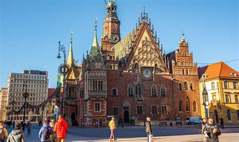 wroclaw  guide  polands  city