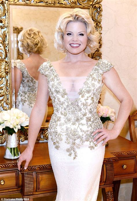 behind the scenes of megan hilty s vegas wedding to brian gallagher daily mail online