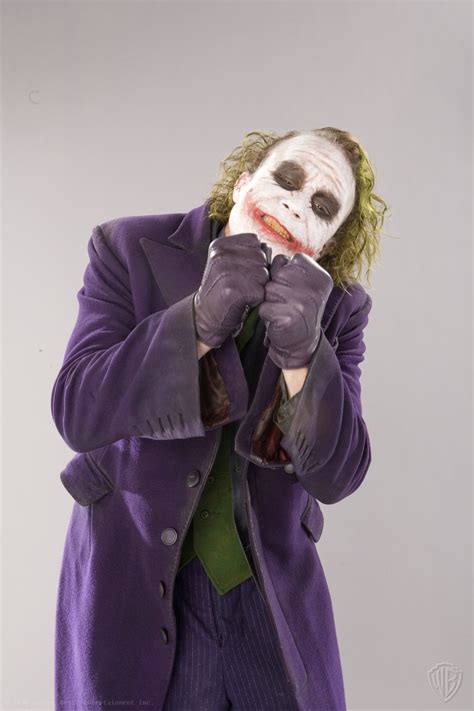 Great Promo Photos Of Heath Ledger As The Joker — Geektyrant