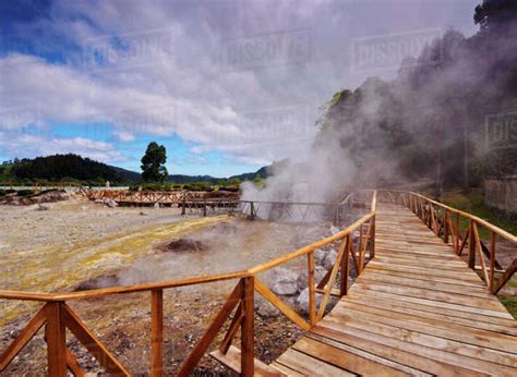 fumarolas da lagoa das furnas hot springs sao miguel island azores