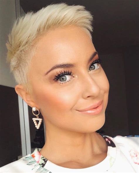 50 Fresh Short Blonde Hair Ideas To Update Your Style In 2022 In 2022