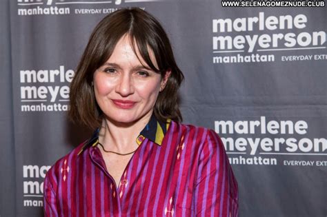 nude celebrity emily mortimer pictures and videos famous and uncensored
