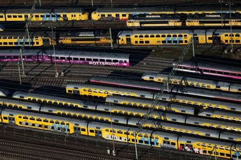 nederlandse treinen google zoeken trein nederland reizen