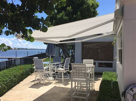 retractable shade awnings hurricane proof