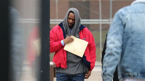 r kelly released from jail for the second time in two weeks the new