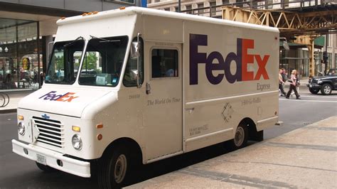 petition require fedex ground contractors trucksvans   working ac  delivery