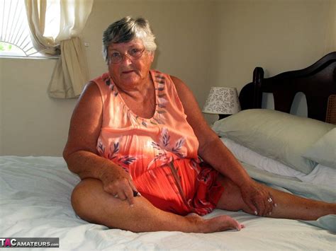 fat old grandma libby licking her big nipples while spreading nude for closeup