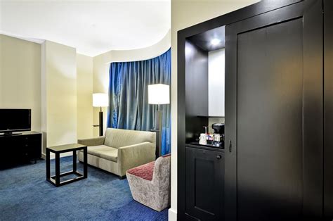 spacious manhattan hotel suites dylan hotel nyc