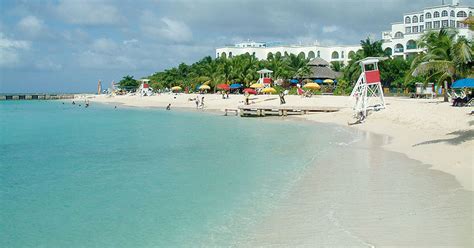 Montego Bay Beach Jamaica Beach Treasures And Treasure Beaches