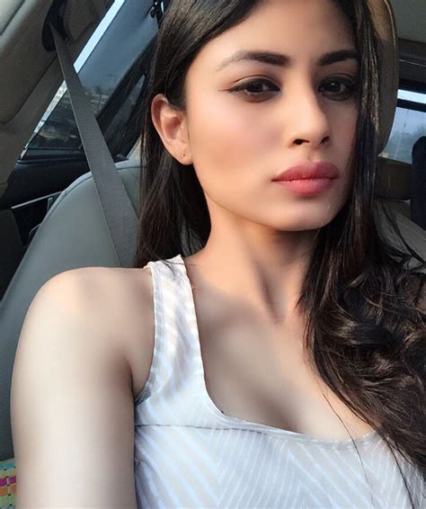 Mouni Roy Hot Pictures Mouni Roy In Naagin Sexy Images New Pics