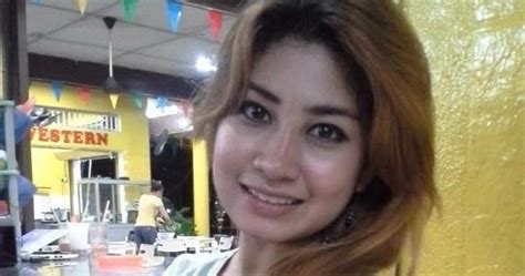 Tante Girang Yang Menyewa Seorang Gigolo Untuk Memuaskannya Cerita