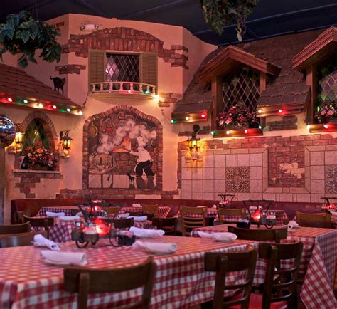 micelis italian restaurant hollywoods oldest pizzeria issues fundraising plea