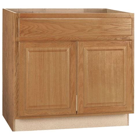 hampton bay hampton assembled xx  sink base kitchen cabinet  medium oak ksb mo
