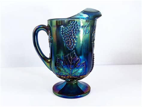 vintage amethyst carnival glass harvest grape pitcher large heavy