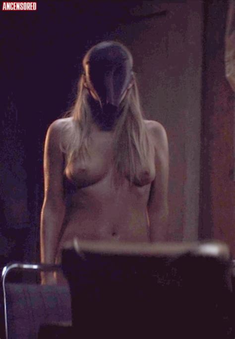 riley keough nude pics page 1