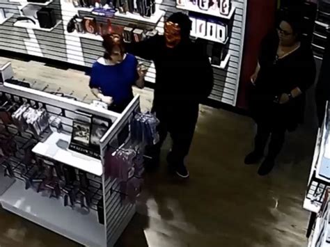 sex shop robbery assault suspect sought in tacoma puyallup puyallup