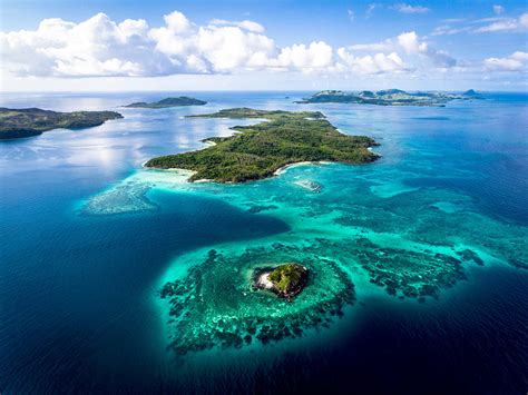 fiji  hawaii dream vacation destinations compared