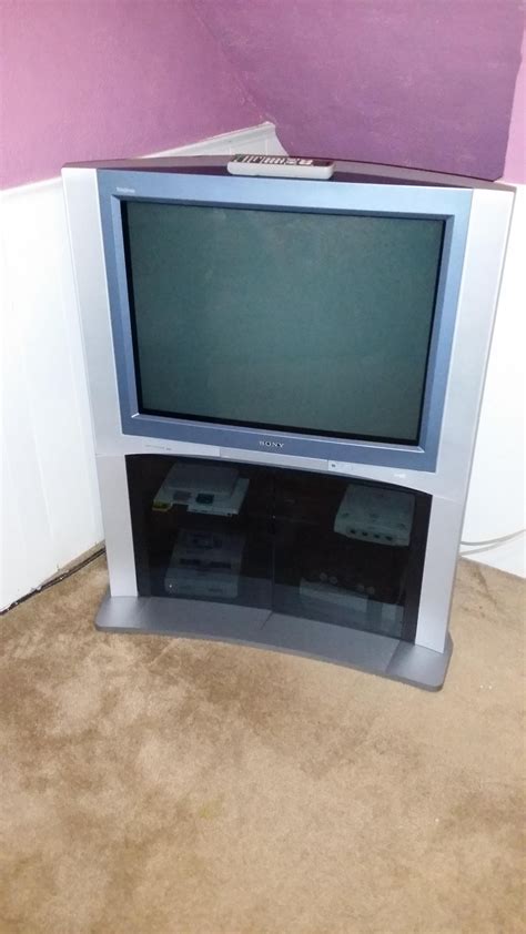 cool sony trinitron  stand     thrift shop  morning gamecollecting